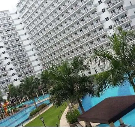 Deluxe Residence Manila Exterior photo